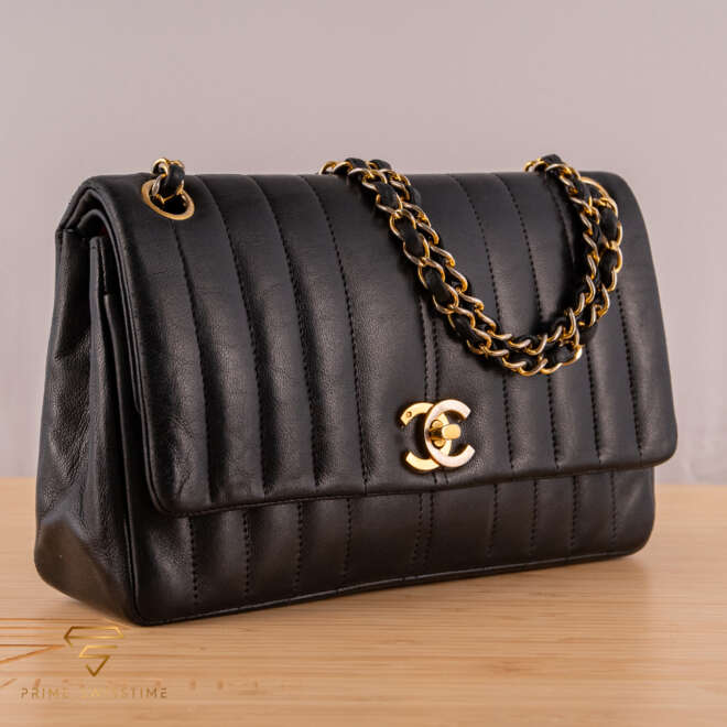 Chanel Vintage Double Flap Leather Bag
