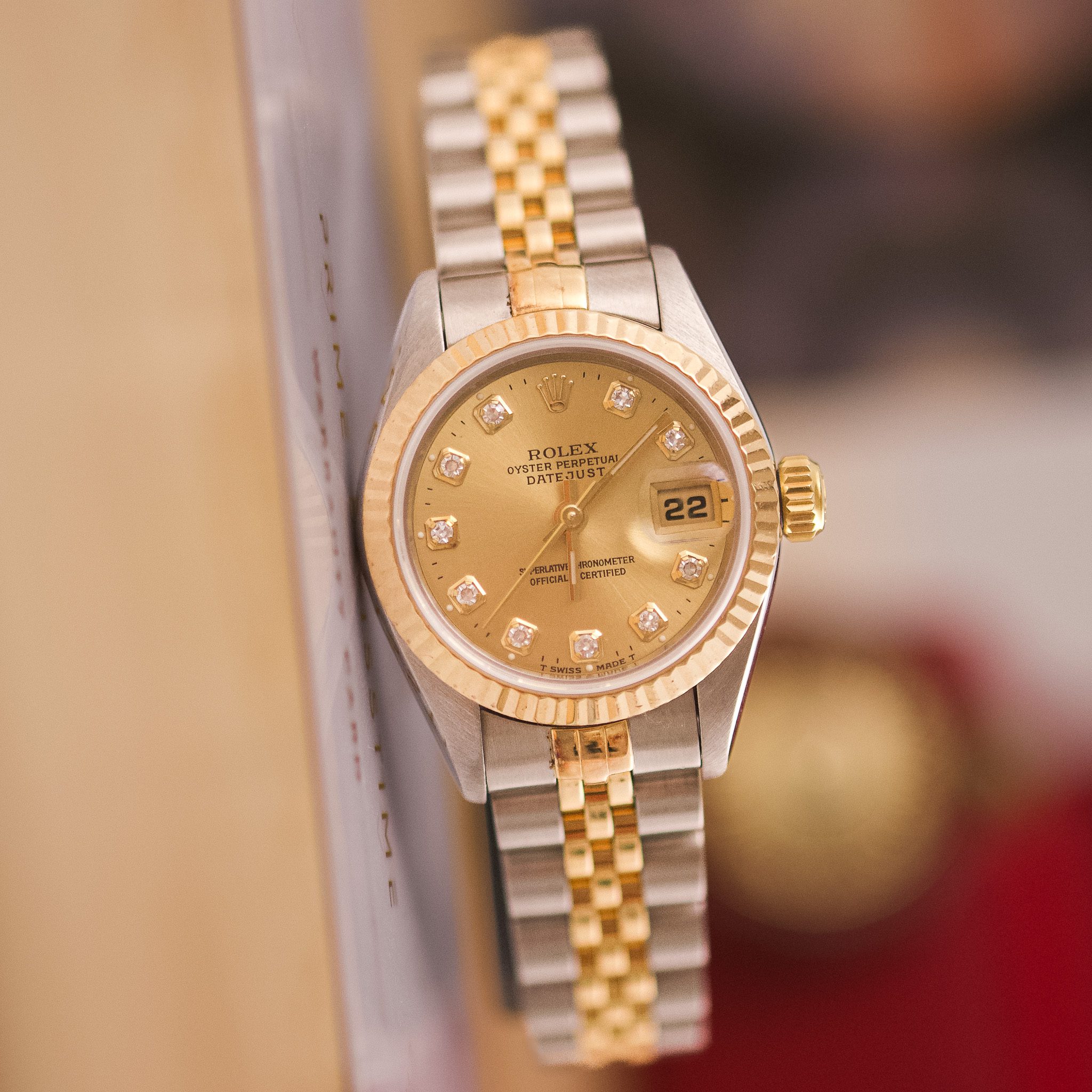 Rolex Datejust 26 69173G, cadran champagne serti de diamants